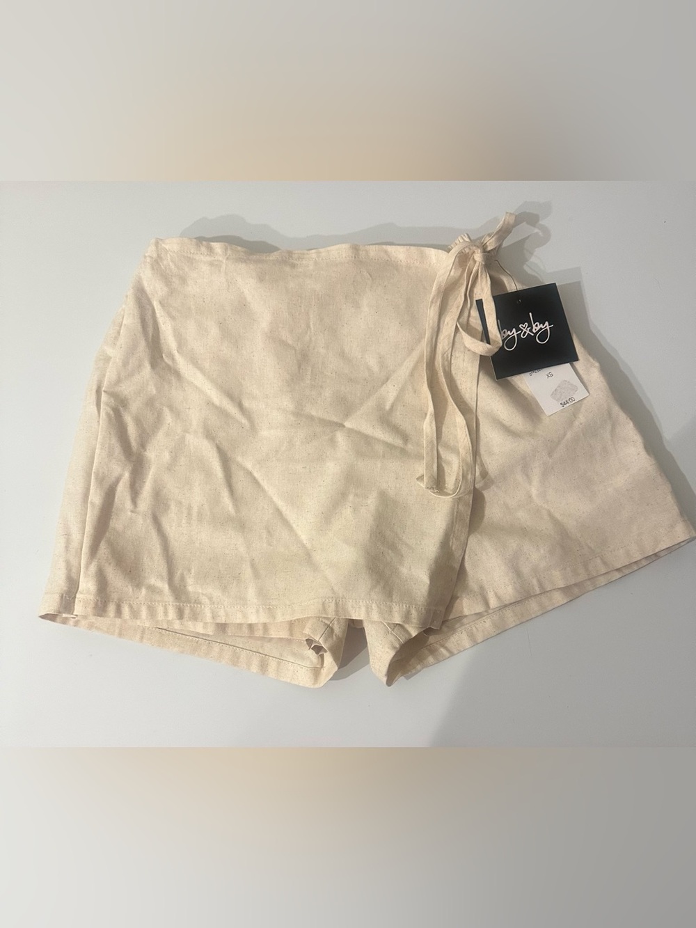 NWT by&by Cream Drawstring Tie-Waist Shorts Sz XS